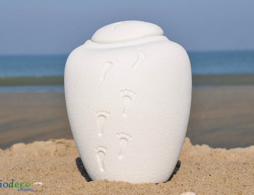 Oceane Quartz Footprints-urn