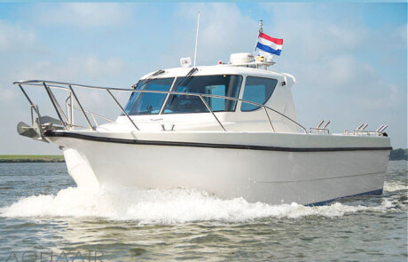 Schip voor asverstrooiing op de westerschelde of de Noordzee